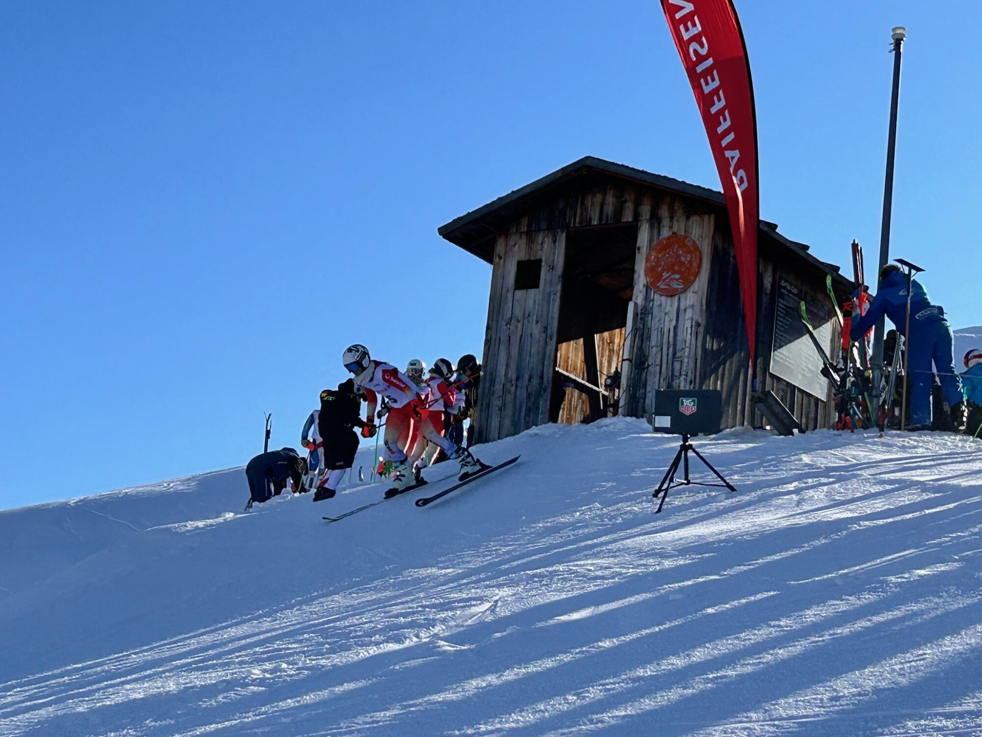 Raiffeisen Cup mit acht Rennen, wovon drei Titelkämpfen